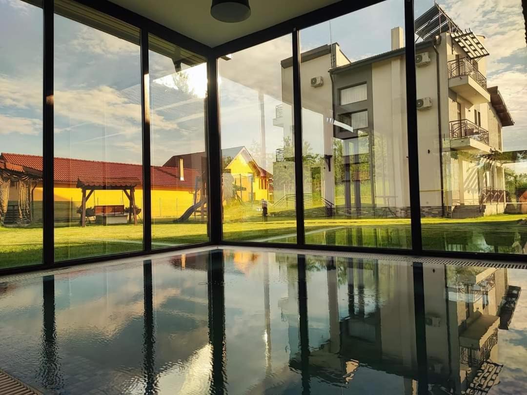 Pensiunea Casa Hortopan Тыргу-Жиу Экстерьер фото